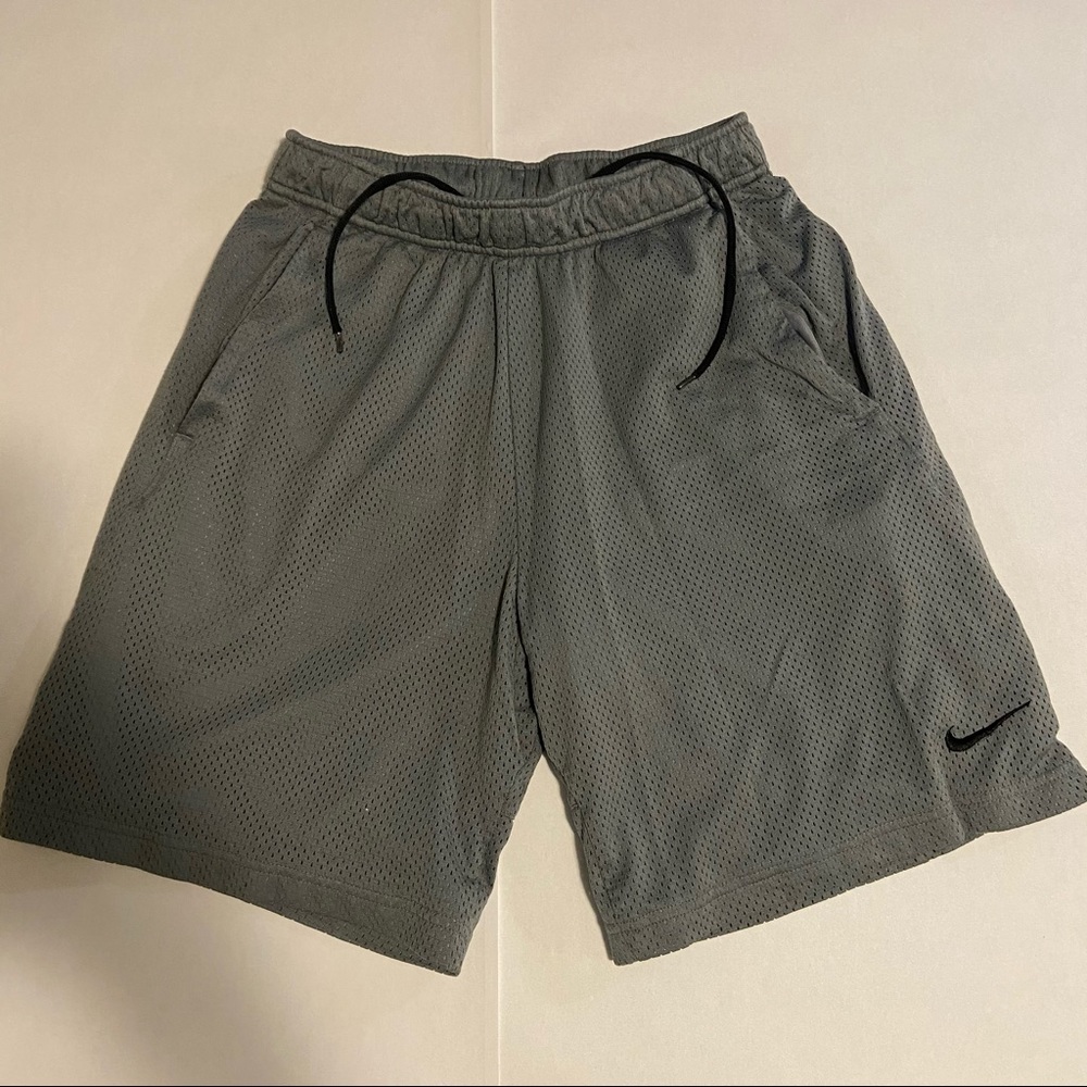 Nike Dri-Fit Shorts (Small)